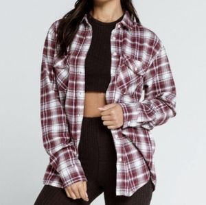 RSQ Burgundy Traditional Plaid Flannel Button-Up ♡